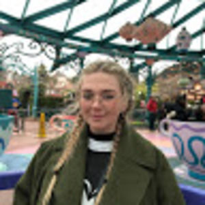 Meet your Posher, Lucy